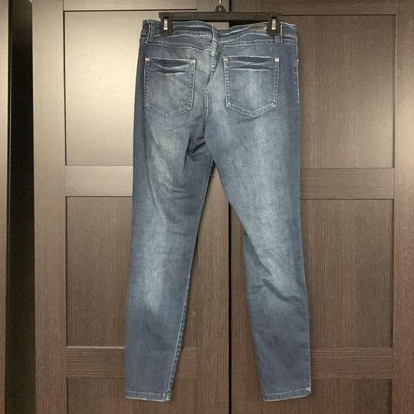 Elle Skinny Jeans 8R - Picture 3 of 3